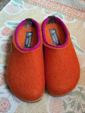 HAFLINGER Grizzly Kris Wool Slippers Pink/Orange Size 37 In Rost Colorway